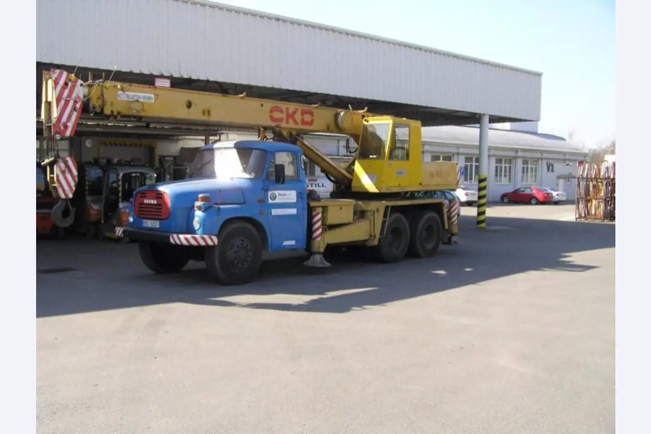 Prumyslových robotu-2